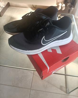 scarpe Nike Starrunner