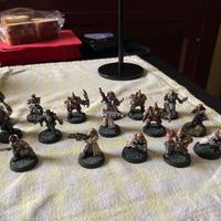 Soldatini  warhammer 17 pezzi