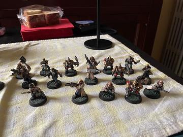 Soldatini  warhammer 17 pezzi