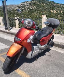 Aprilia Scarabeo 300s - 2012