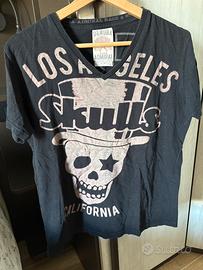 T-shirt blu con teschio