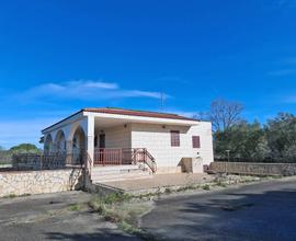 Villa a Noci, strada Vicinale Veccio, 5 locali