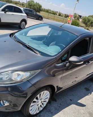 ford fiesta 1.4 16v benzina/GPL 