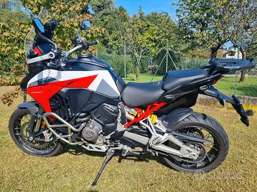 Multistarda V4S travel e radar livrea sport raggi