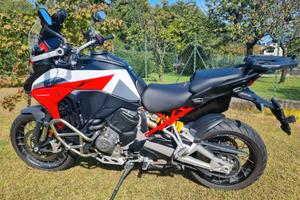 Multistarda V4S travel e radar livrea sport raggi