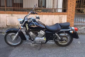 Honda shadow 125