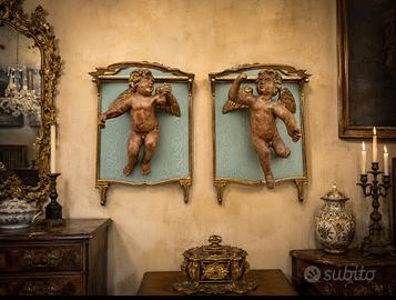 Antica coppia di putti alati/angeli in legno