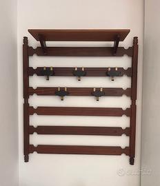 Appendiabiti da parete in legno con mensola