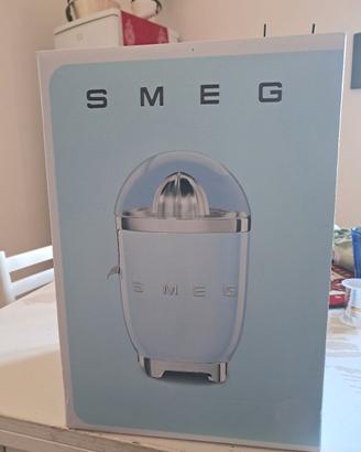 Spremiagrumi SMEG NUOVO