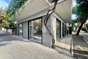 NEGOZIO A ROSETO DEGLI ABRUZZI