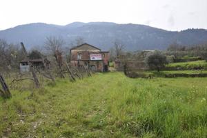 Rustico / Casale di 190 m² con 4 locali a Esperia