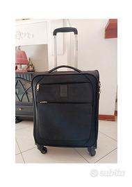 Valigia trolley cabina super leggera cm 55x39x20