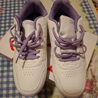 Scarpe da tennis. 