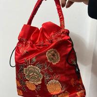 Borsetta a Sacchetto in Seta/Raso Orientale