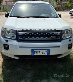 Land Rover Freelander 2 - 2012 - 168000 km gancio