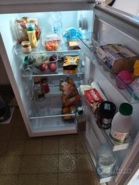frigorifero con congelatore 