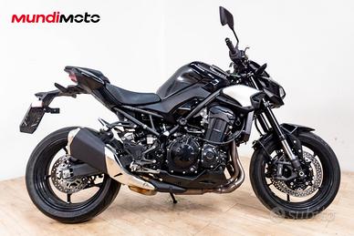 KAWASAKI Z 900 - 2025