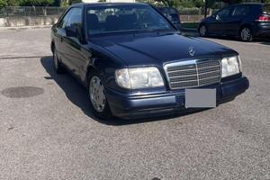 Mercedes 200 CE