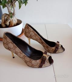 décolleté Prada 