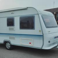 Roulotte ADRIA 5004 DK