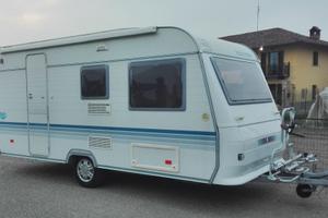 Roulotte ADRIA 5004 DK