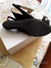 DÉCOLLETÉ CON ZEPPA 