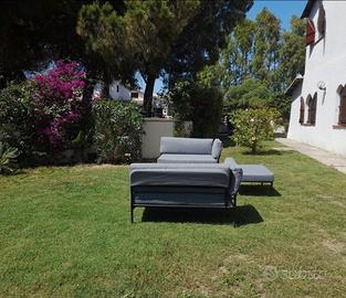 Villa con giardino vicino al mare