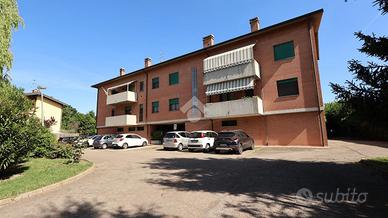 4 LOCALI A REGGIO NELL'EMILIA