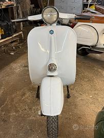 Vespa 50 r