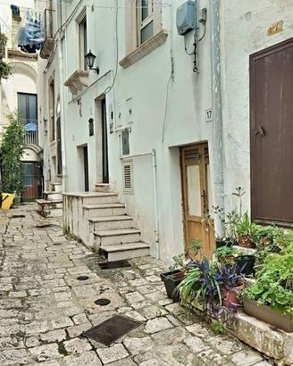 Casa indipendente di 16 m² con 1 locale a Putignan