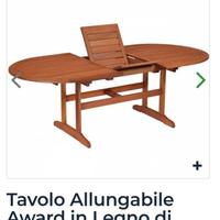 Tavolo in legno da giardino e veranda