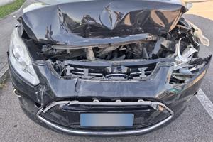 Ford cmax c max c-max incidentata 2.0 163cv Diesel
