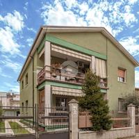 PORZIONE DI BIFAMILIARE A BUSSOLENGO