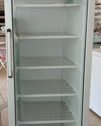 Vetrina refrigerata per dolci