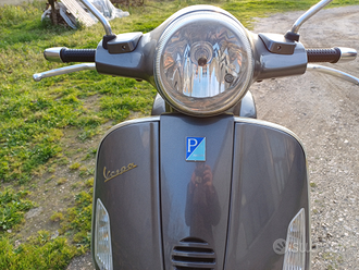 Piaggio Vespa 200 L usata in vendita in Campania