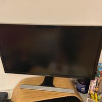 Samsung U28D590 monitor