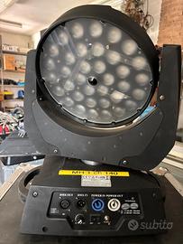 4 teste mobili LED wash 36x18W con flight case