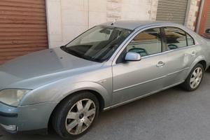 Ford Mondeo Ghia