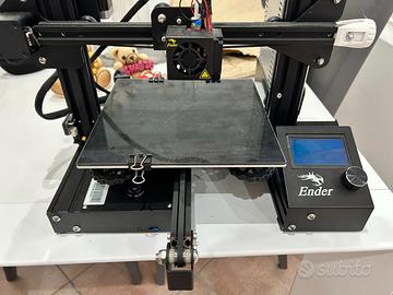 Stampante 3D ender 3