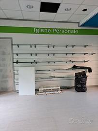 Pannelli rivestimento  con piani in cristallo