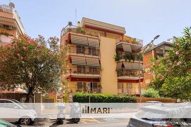 Appartamento di 140 m² con 4 locali a Roma