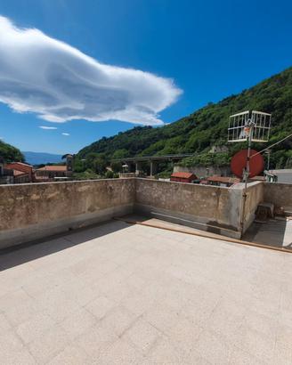 San Michele, appartamento con terrazzo