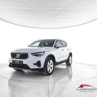 VOLVO XC40 B3 Mild hybrid Benzina Essential