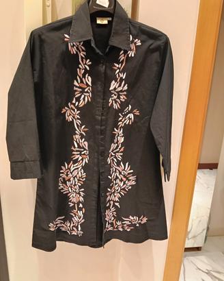 camicia donna nera ricamata con fiori