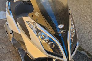 kymco Downtown 200i 