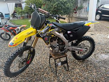 Suzuki rmz