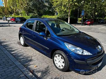 PEUGEOT 207 1.4 8V 75 CV 5p. Active - NEOPATENTATI