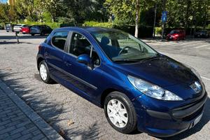 PEUGEOT 207 1.4 8V 75 CV 5p. Active - NEOPATENTATI