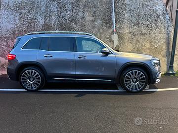 Mercedes glb 200d 4matic 7 posti