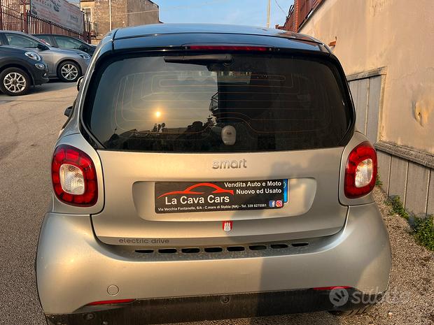 Mercedes Smart elettrica OR5708